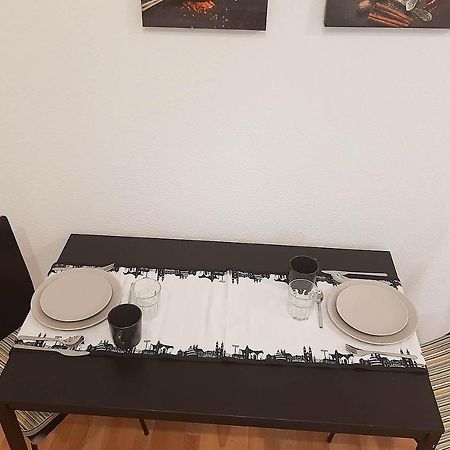 Gemuetliches Apartment Nahe Der Elbe มัคเดอบวร์ก ภายนอก รูปภาพ